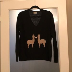 Wallace V-neck Llama sweater